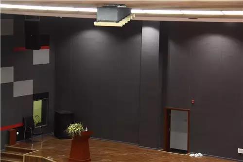 学校多功能厅草莓视频网站系统的设计与实现