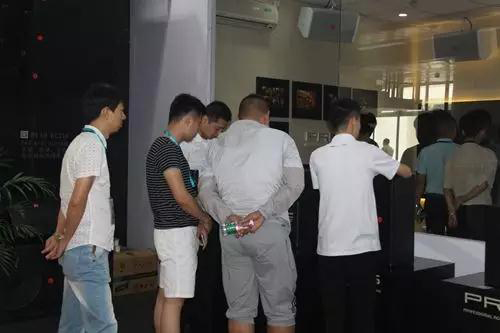 ZOBO草莓视频APP下载污PALM展第三天