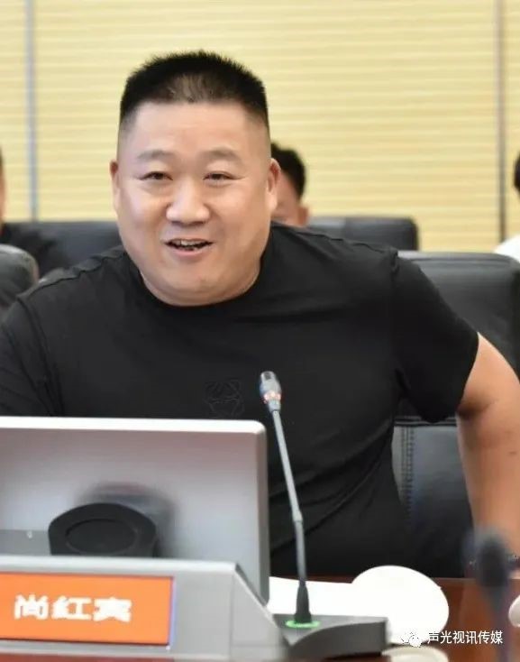 ZOBO董事长张新峰作为声光视讯行业联盟代表赴豫芒温暖灾区，传递爱心豫芒会长尚红宾