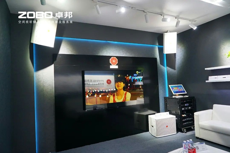 10人潮涌动，新品闪耀!ZOBO草莓视频APP下载污广州展首日引爆行业焦点