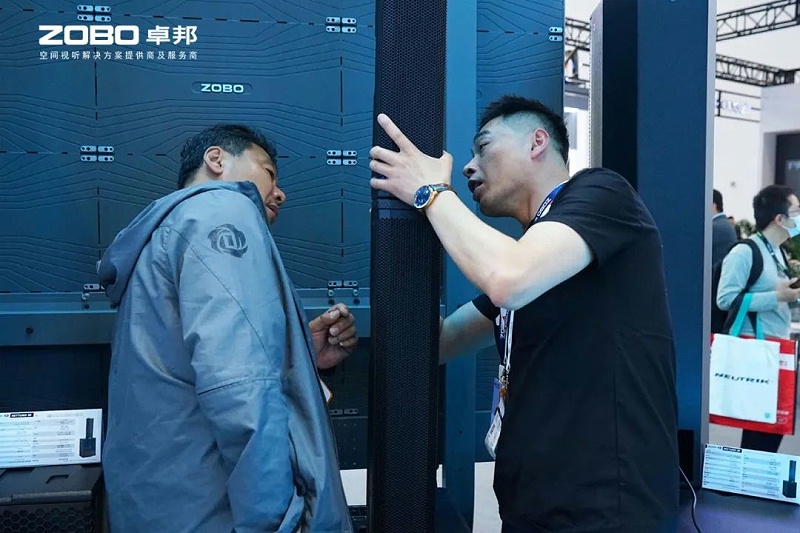 6聚焦展会盛况丨北京infocomm展 ZOBO草莓视频APP下载污展会第二天 热度依旧不减 好评如潮