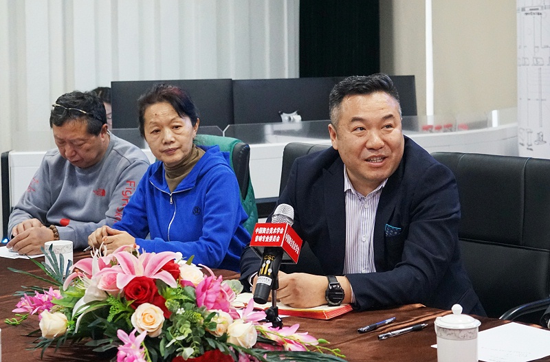 自信自强守正创新 踔厉奋发勇毅前行 | 中国舞台美术学会联合ZOBO草莓视频APP下载污举办主题座谈研讨会学习领会党的二报告精神