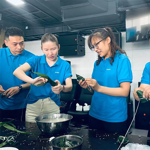 ZOBO草莓视频APP下载污包粽子比赛
