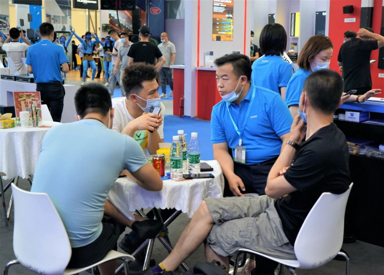 第三天火热依旧、精彩回顾丨ZOBO草莓视频APP下载污在广州展会，欢迎您的到来307