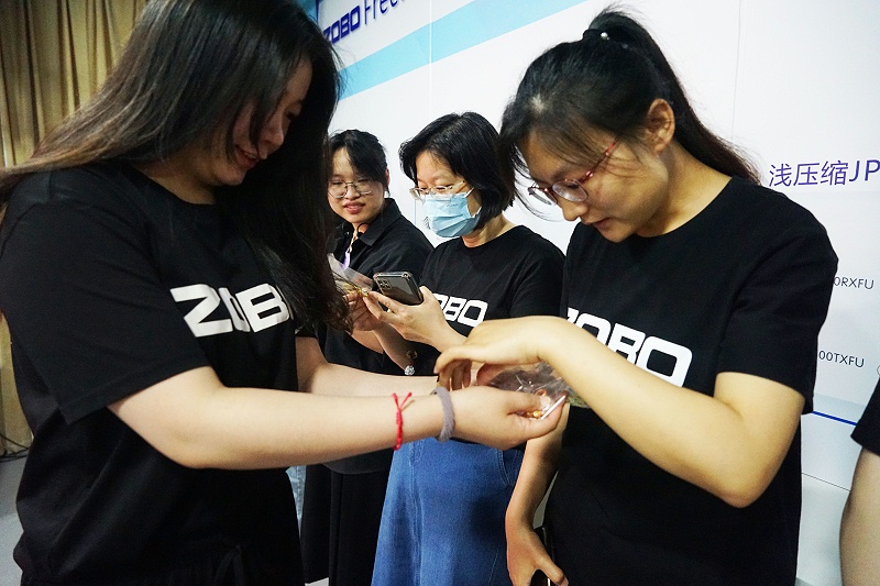 8粽情端午|ZOBO草莓视频APP下载污工会组织开展“端午安康粽享欢乐”为主题的工会活动